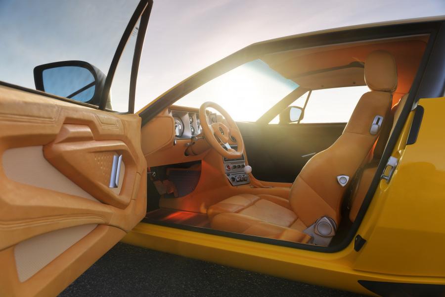 Интерьер De Tomaso Pantera ADRNLN by Ringbrothers 2013 года  (фото 3 из 13)